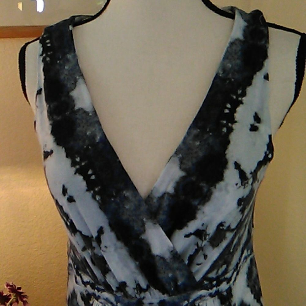 Matty M Maxi Dress - Picture 4 of 11